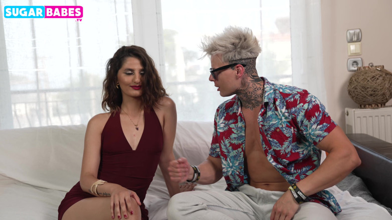 SugarBabesTV: Audiție iraniană pentru prima dată: debutul porno al lui Tina...