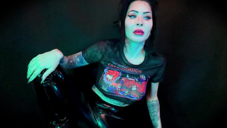 Baal Eldritch: 가슴 출루에 끔찍한: Bimbo 부스터 -성별 변화, 계집애