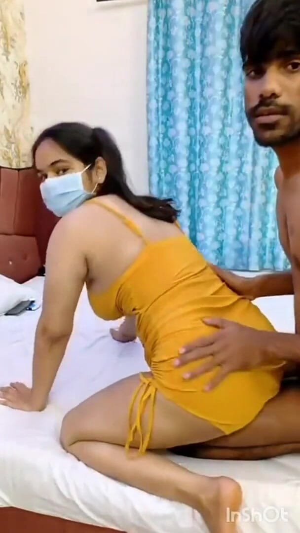 Asmita and sohom: 남편 친구와 섹스하는 섹시한 바비