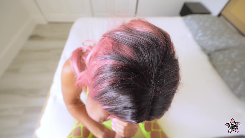 Lexis Star: Meu deus! Minha esposa gostosa me deixa gozar por todo...