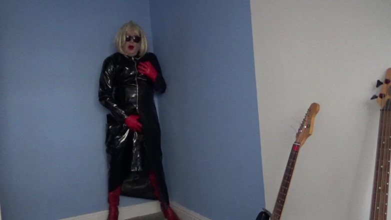 Leather Kirsten: Naughty in Pvc and Leather