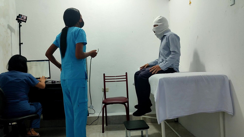 NEGRITA SEXY: Es ist in der Klinik passiert!! eine Ärztin und Krankenschwester verführt...