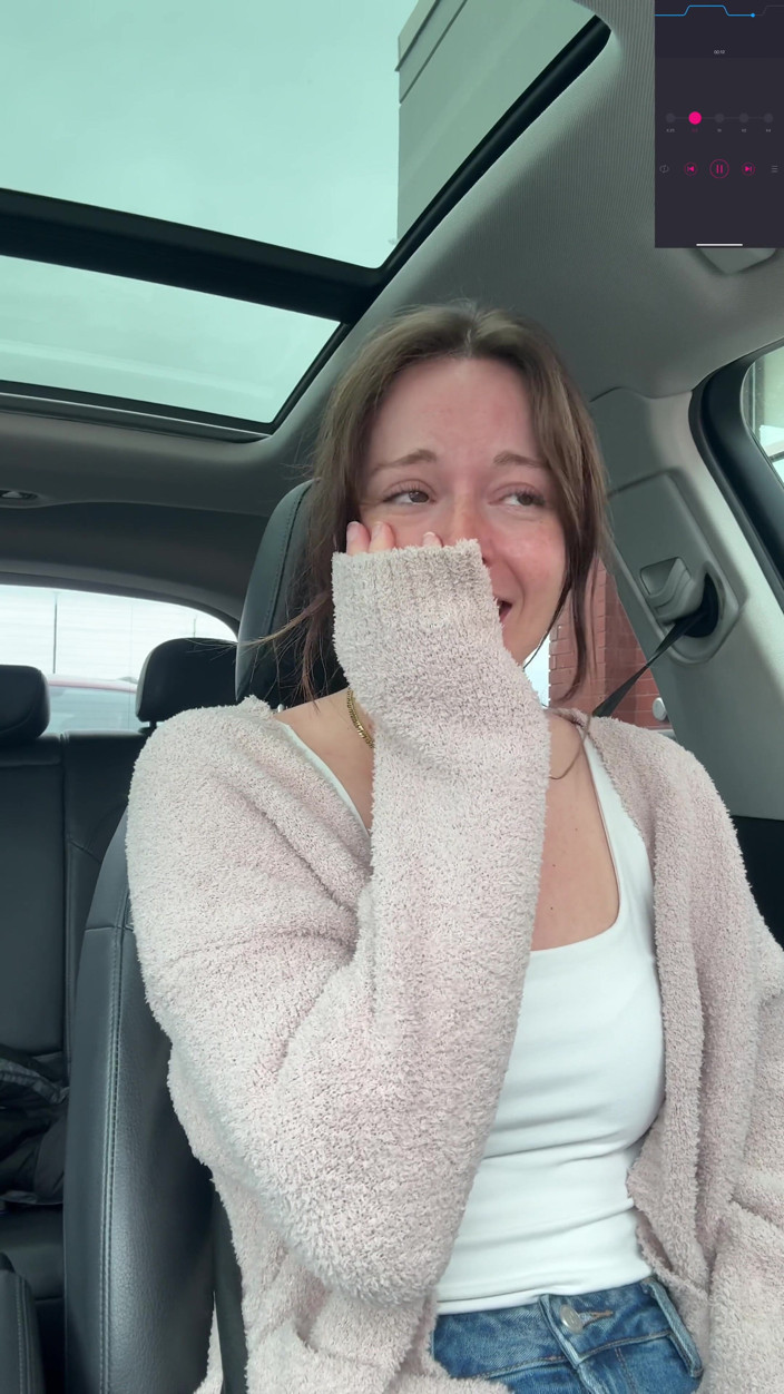 Nadia Foxx: Pancutan mani dalam Tim Hortons Drive Thru!