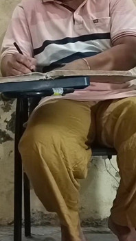 Güzel Hintli kadın genç üvey erkek kardeşiyle seks yapıyor