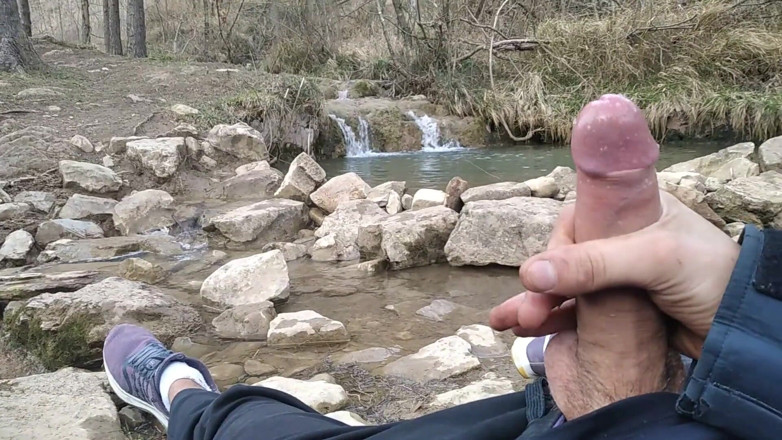 Elvissc: Uncut Big Fat Cock Hiker Unloads His Thick Cumshot in...