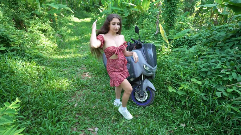 Kriss Kiss: First Ride on Motorbike with Stranger and Hard Fucking in...