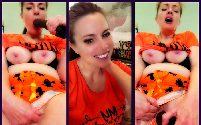 Nikki Nevada: Halloween pajama masturbação