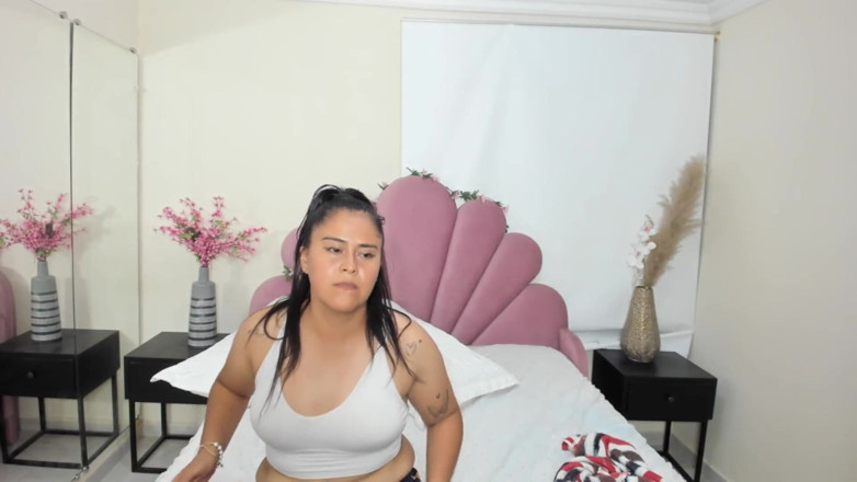 Leona AndJazzlin: Coppia sesso masturbazione figa nuda