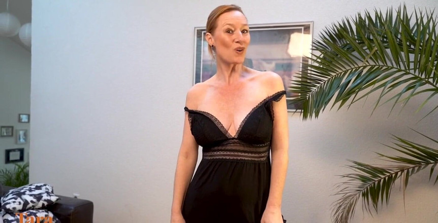Tara Human: Hey Darling, Want to Watch Me Pamper My Horny Pussy?!