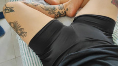 Porntner: Teen In Leggings Shows Us Her Package