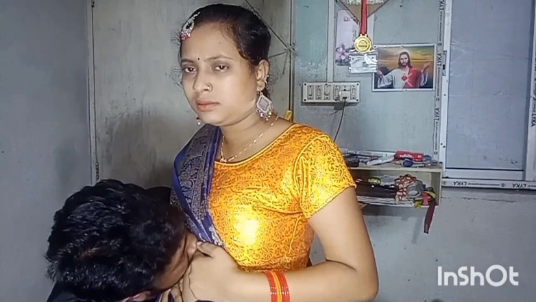 Desisupar93: प्रिया भाभी आज चुदाई से पहले खुशी से नाच रही थीं।