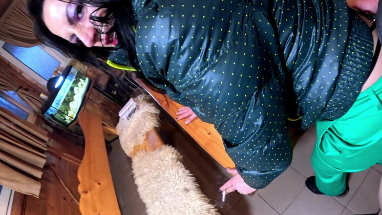 MilfyCalla: Green Downjat škádlí kouření, ponížení a špinavá hra se spermatem