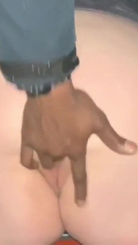 YoungEnglishBBW bbc Nata4sex pompino all'aperto mi sculaccia la figa culona