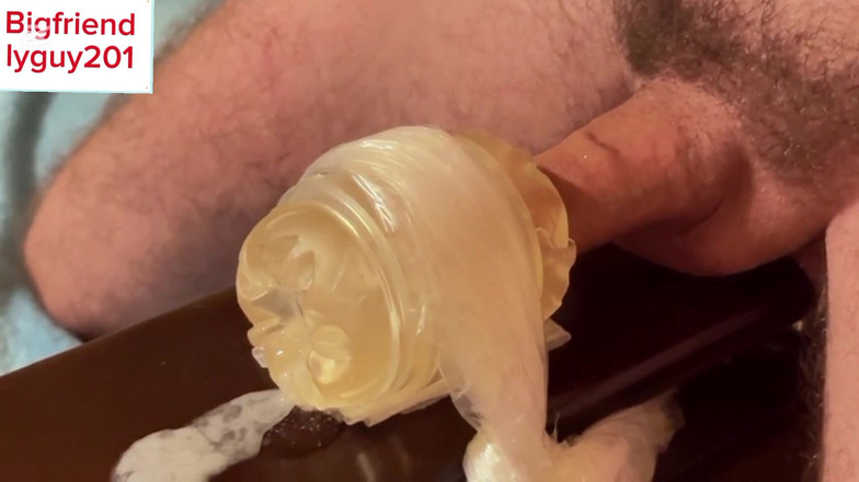 Bigbadfriendlyguy: 肮脏的谈话操肉光和呻吟直到巨大的精液 - 强烈的颤抖高潮