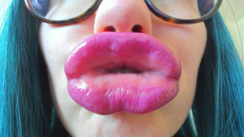 Rarible Diamond: Kissing Sound 6