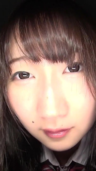 Misaki Yumeno in un'classe vuota pov il suo naso sul bicchiere, il tuo profumo è il test.