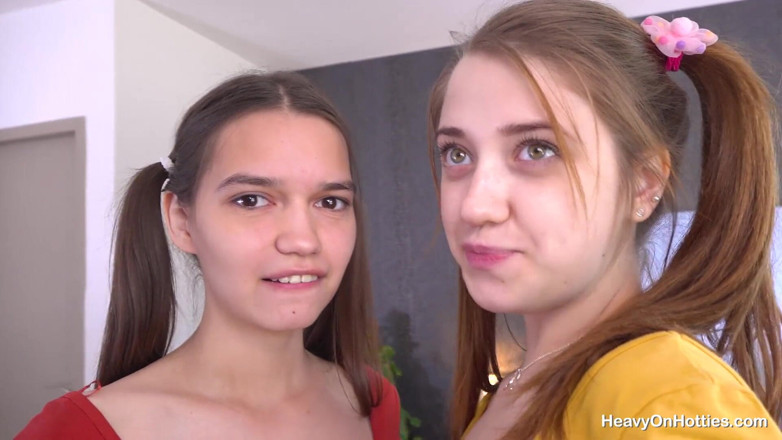 Heavy on Hotties: Magere tieners schokkend trio met Cel