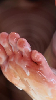 Sigue a mis pies