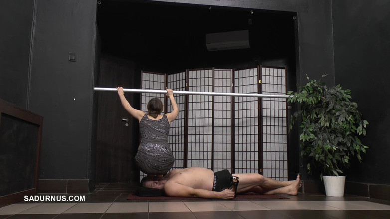 Sadurnus: La Bellissima Cassy!