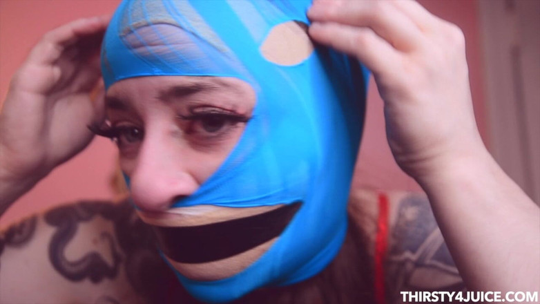 Freshie juice: 磁带堵嘴和极端的鼻子恋物癖