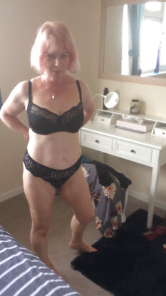 I Am The Doctor: Juliet se pro tebe svléká