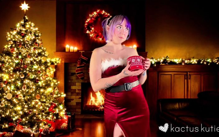 Kactus kutie: Mrs. Claus Santas mug में पेशाब करती है