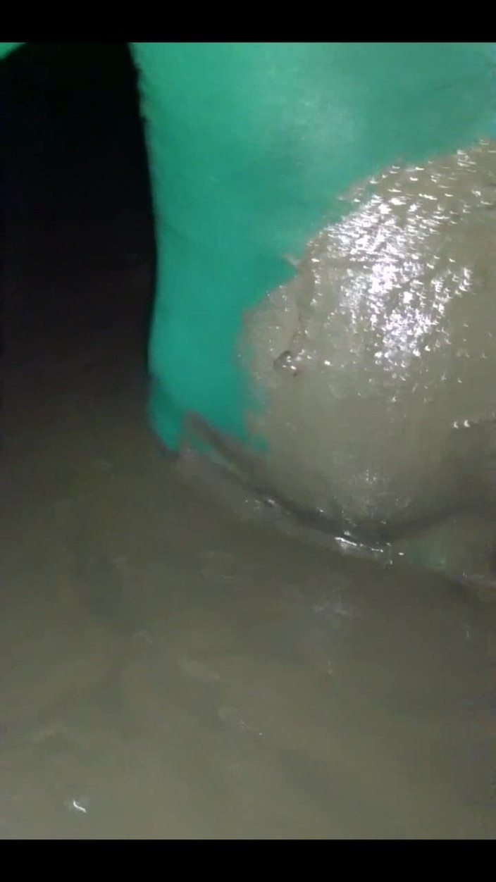 AutoErotic: Sudut pandangan pertama kencing pantyhose nilon saya leotard dan bermain...