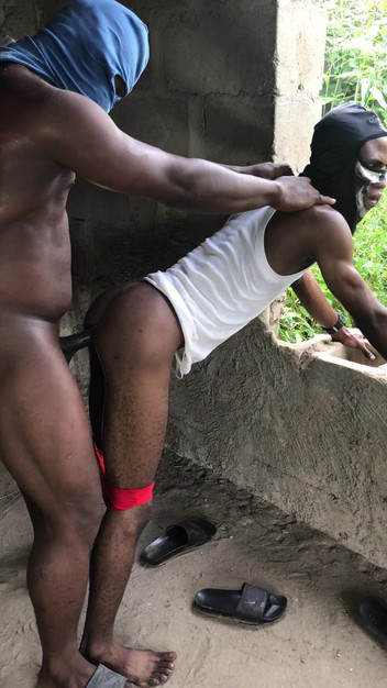 Sexylary: Sesso rischioso all'aperto con i miei lavoratori nel cespuglio