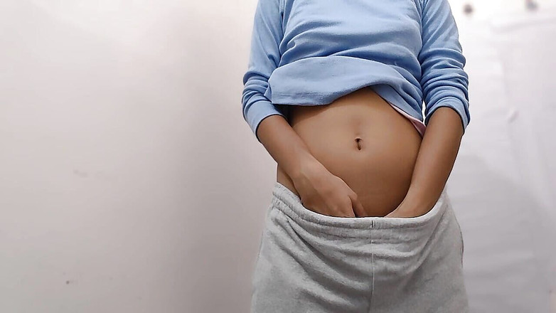 desigirl93: Я спіймав свою школярку за мастурбацією