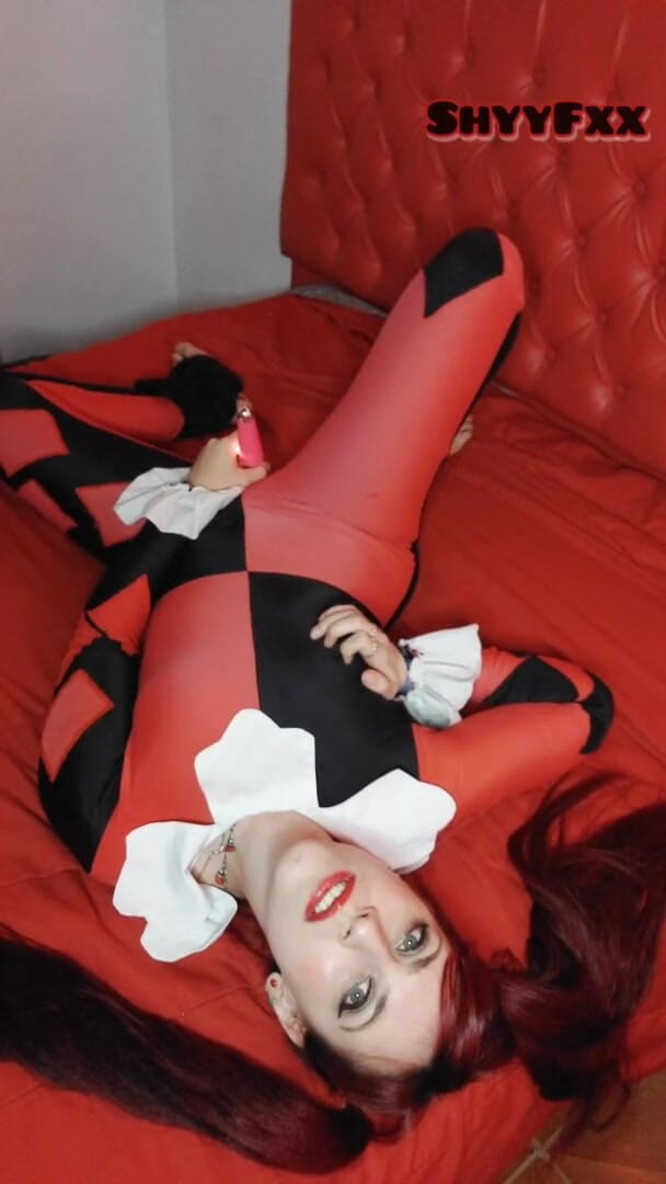Tu Gauchita Argentina: Shyyfxx harley Quinn Fejrer Sin Fdselsdag Og Sender Jokeren Bis...