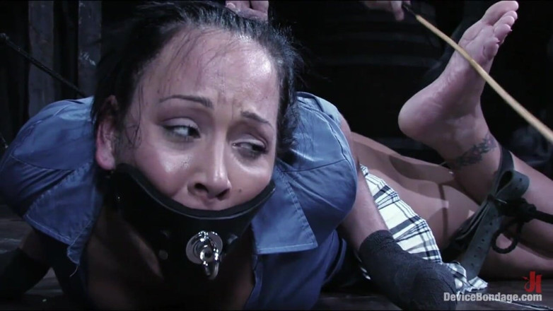 Device Bondage by Kink: Ur