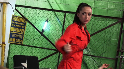 Female Dominators: Помста брюнетки будівельника