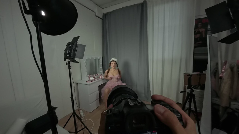 Ferrero: 저는 멜레나 마리아 리외와 함께 전문 카메라로 영상을 촬영합니다