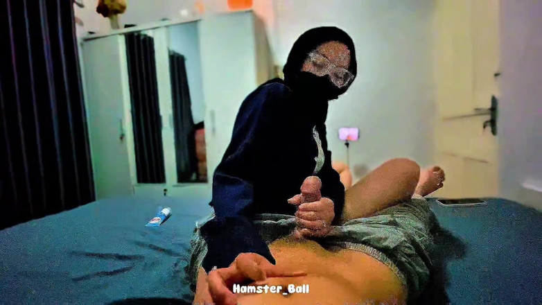 Hamster_Ball: Convidando um professor para foder em uma Universidade Islâmica na...