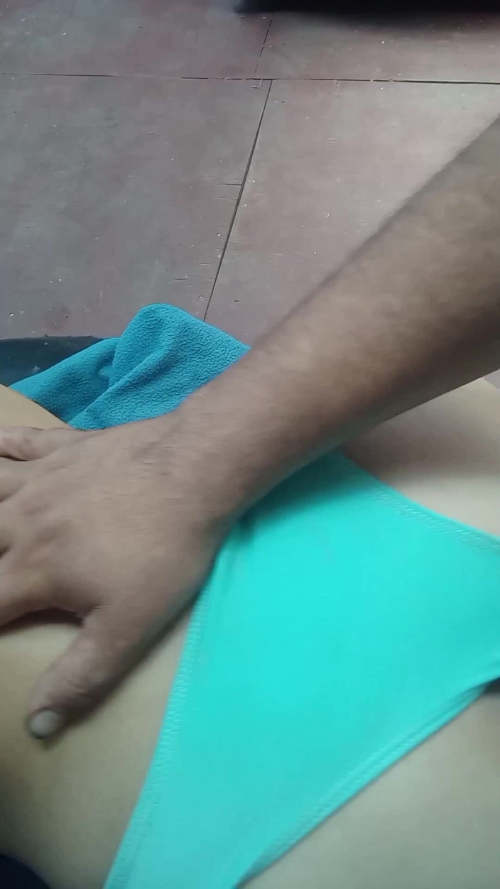 Dog4242: Madura fodida por jovem em poltrona