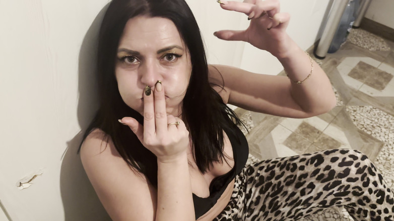 MilfyCalla: Ossessione Controllo Del Respiro Guance Gonfie E Sporco Focus 332