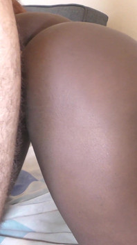 Serie Queefing Ebony Cute Hole Queefing s velkým bílým ptákem