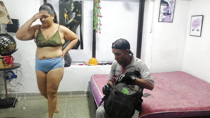 FLACO: 我和那个让我用他的大黑屌潮吹的老男人做爱