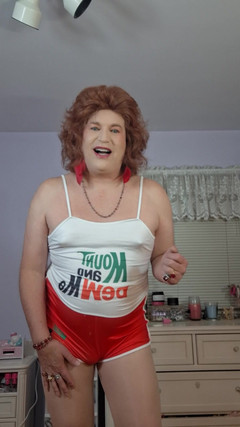 Victoria Lecherri: Minha vida secreta como travesti esposa gostosa!