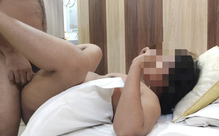 Solomon: Cô gái Ấn Độ thích làm tình thô bạo rên rỉ lớn