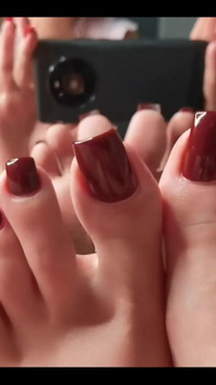Hello Foot Lovers