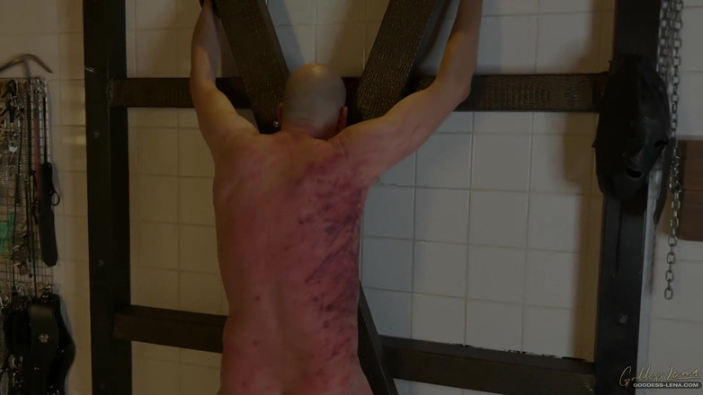 Goddess Lena: Выпоротый на Андреевском кресте