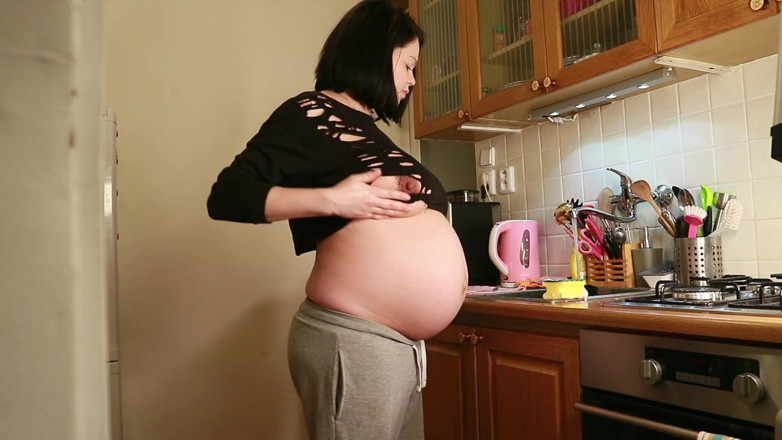 Shione Cooper: Homework in 9-month pregnancy washes