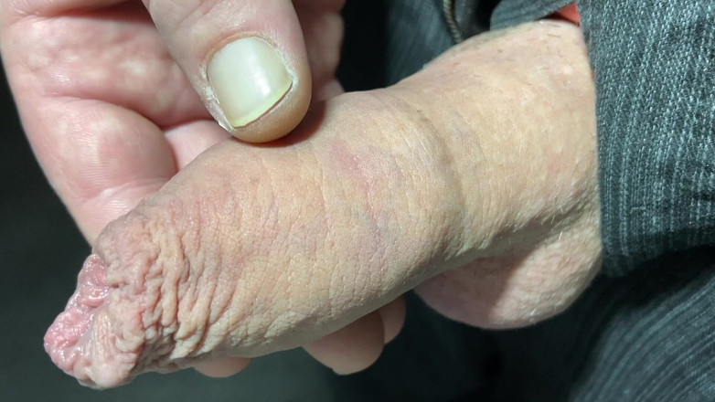 Foreskinguy: Lento prepucio masturbarse con gran polla