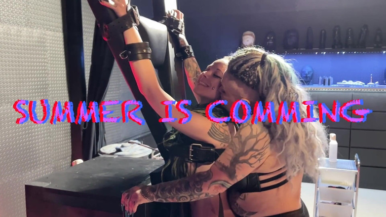 Domina Dark: Zadek výprask ženská sub