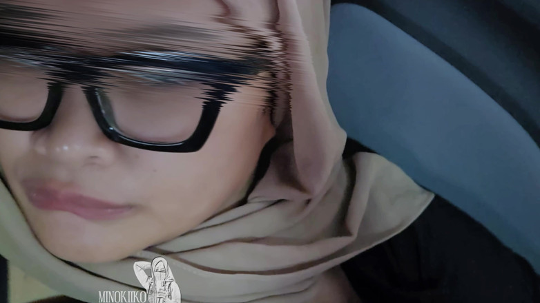 Minokiiko: Förbjudet baksäte rida, Hijab Svettig tjej rå bultande av hyra...