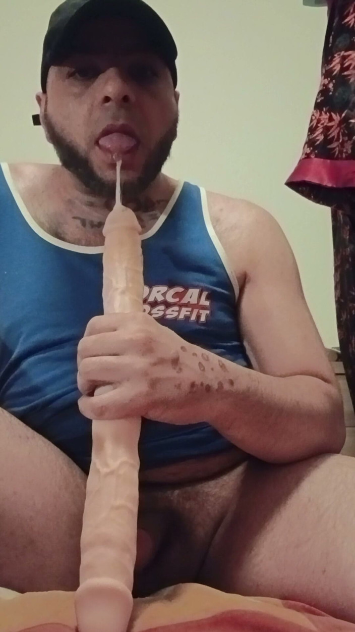 SmokedAlloy2: Dirty-j-bro Plays with Dildo. Itching Needs to Be Relieved.