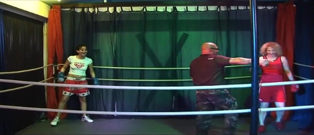Night wank: Blonde Mature Babe's Dripping Rosebud Gangbang in Wrestling Ring