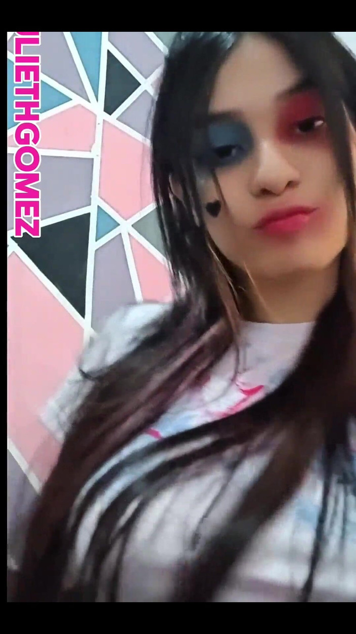 Yulieth Gomez: Aktris bokep yulieth gmez lagi asik masturbasi bareng penggemarnya