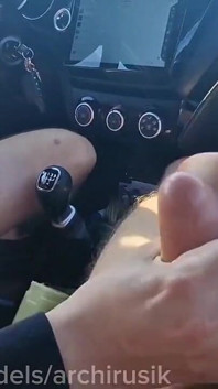 Ze Vonden Een Poesje Op De Weg En Neukten Het Hard, Een Gebruikte Slet Bedekt Met Sperma